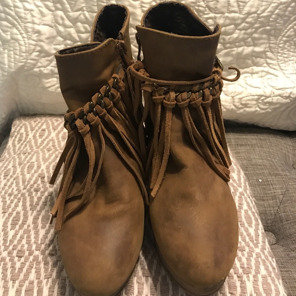 Fringe booties